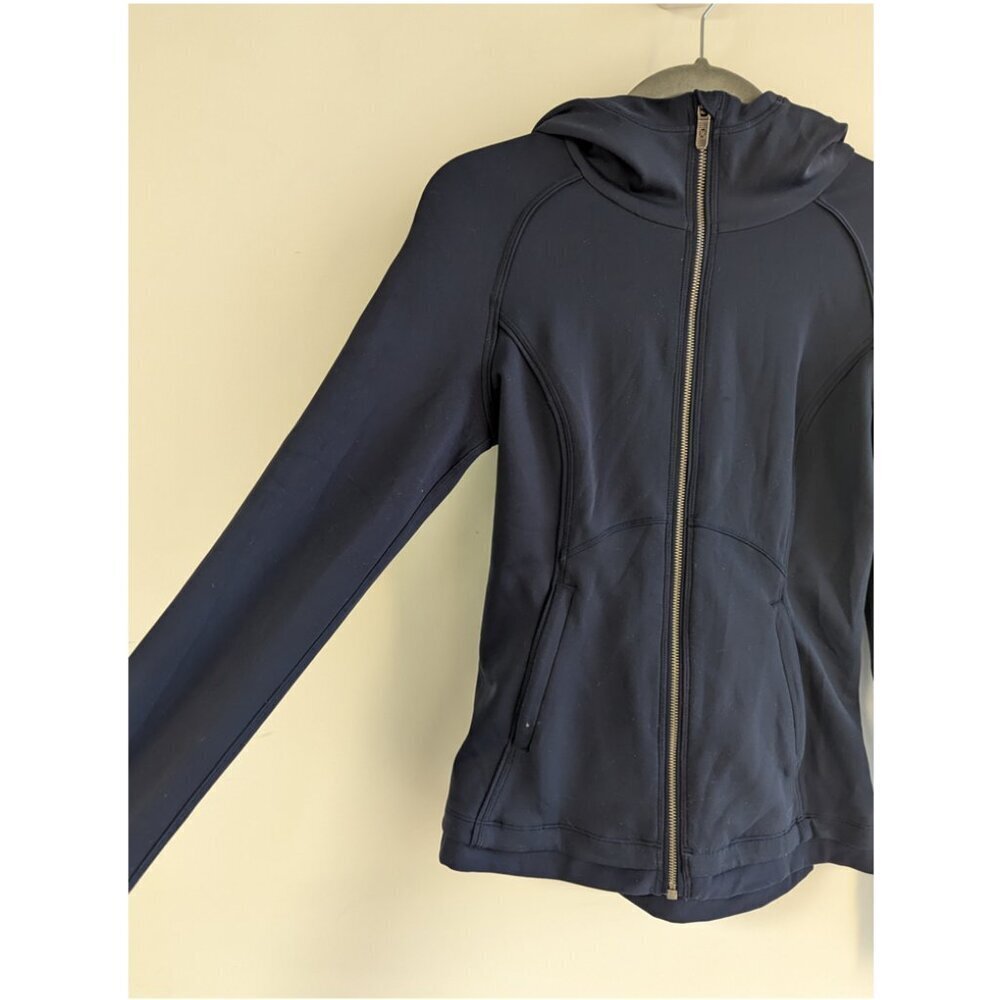 Lululemon Stopover Jacket - Picture 8 of 15